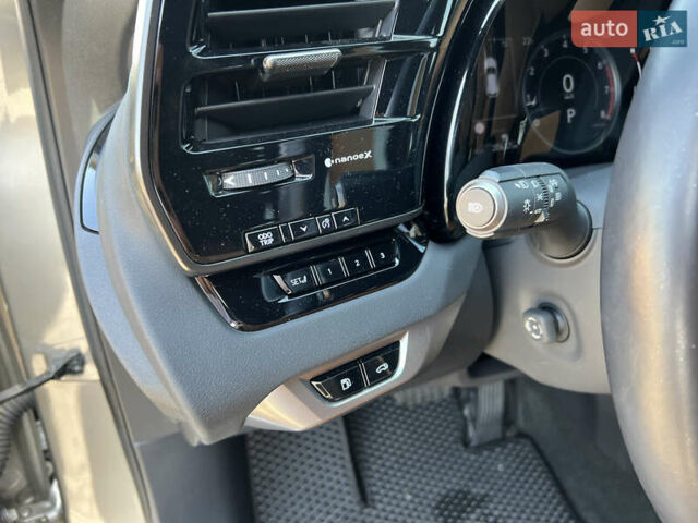 Сірий Лексус РХ, об'ємом двигуна 2.39 л та пробігом 20 тис. км за 70500 $, фото 3 на Automoto.ua