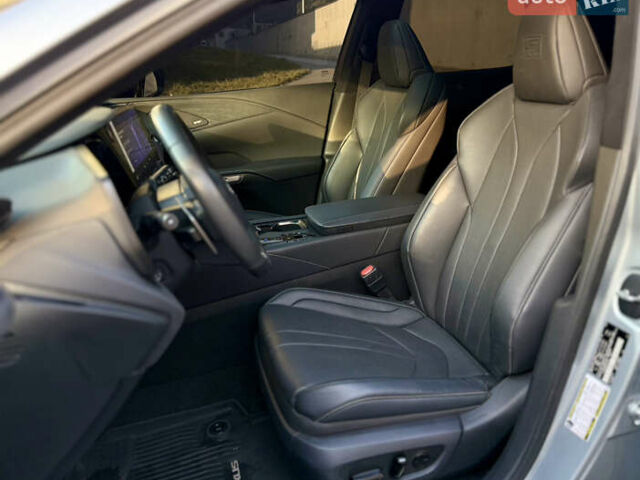 Серый Лексус РХ, объемом двигателя 2.4 л и пробегом 45 тыс. км за 64500 $, фото 13 на Automoto.ua