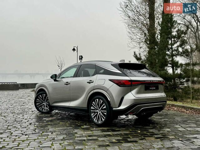 Серый Лексус РХ, объемом двигателя 2.39 л и пробегом 40 тыс. км за 63999 $, фото 76 на Automoto.ua