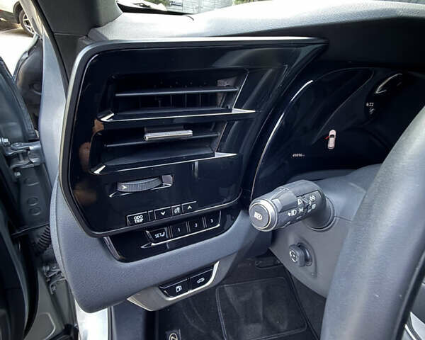 Серый Лексус РХ, объемом двигателя 2.4 л и пробегом 50 тыс. км за 53900 $, фото 32 на Automoto.ua