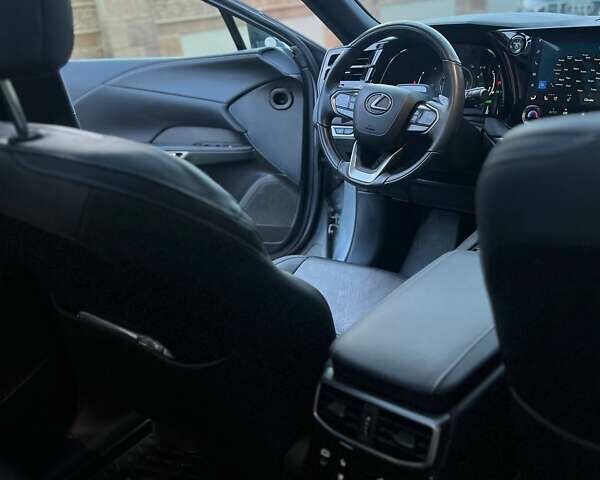 Сірий Лексус РХ, об'ємом двигуна 2.4 л та пробігом 50 тис. км за 66500 $, фото 10 на Automoto.ua