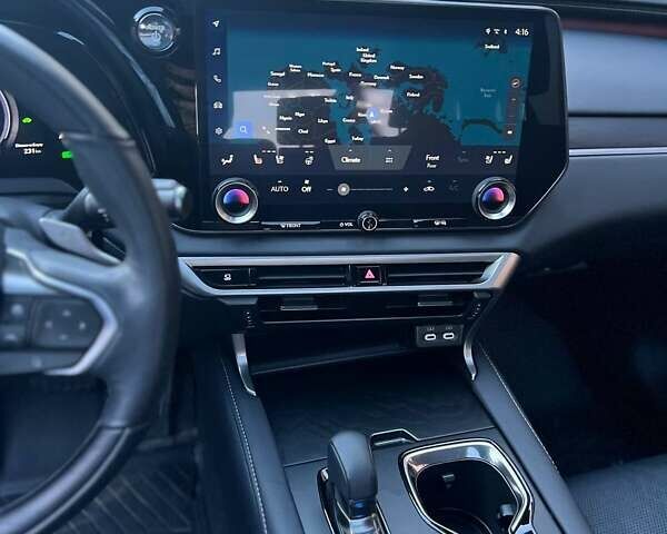 Сірий Лексус РХ, об'ємом двигуна 2.4 л та пробігом 50 тис. км за 66500 $, фото 7 на Automoto.ua