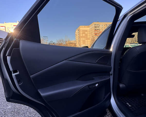 Серый Лексус РХ, объемом двигателя 2.49 л и пробегом 33 тыс. км за 68000 $, фото 17 на Automoto.ua