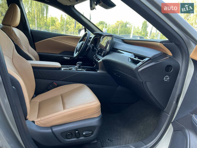 Сірий Лексус РХ, об'ємом двигуна 2.39 л та пробігом 20 тис. км за 70500 $, фото 44 на Automoto.ua