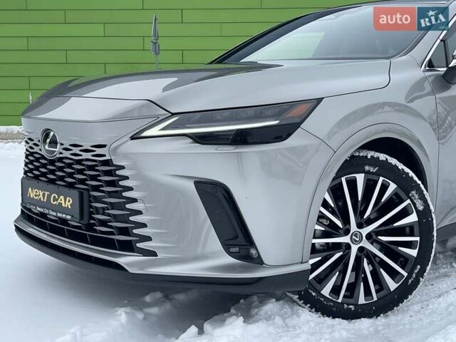 Серый Лексус РХ, объемом двигателя 2.5 л и пробегом 26 тыс. км за 82000 $, фото 2 на Automoto.ua