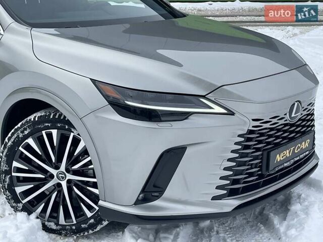Серый Лексус РХ, объемом двигателя 2.5 л и пробегом 26 тыс. км за 82000 $, фото 4 на Automoto.ua