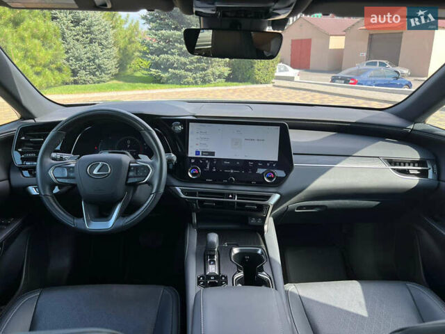 Лексус РХ 2023 в Днепре (Днепропетровске) на Automoto.ua Серый Лексус РХ, объемом двигателя 2.4 л и пробегом 50 тыс. км за 56000 $, фото 44 на Automoto.ua