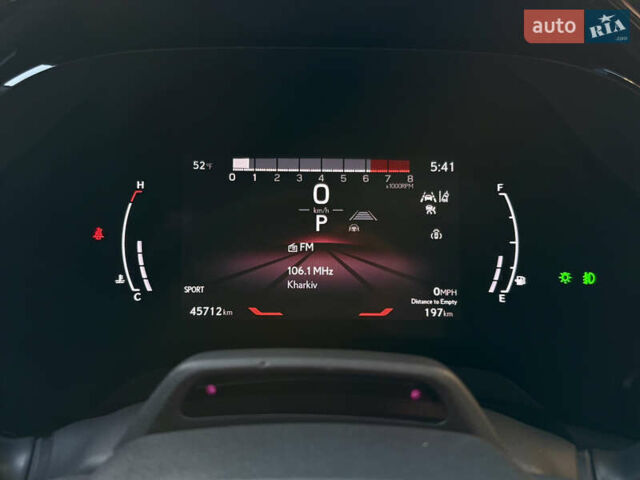 Серый Лексус РХ, объемом двигателя 2.4 л и пробегом 45 тыс. км за 64500 $, фото 23 на Automoto.ua