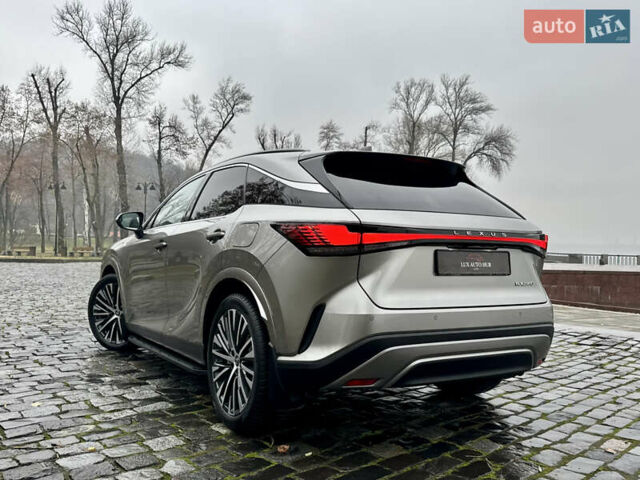 Серый Лексус РХ, объемом двигателя 2.39 л и пробегом 40 тыс. км за 63999 $, фото 154 на Automoto.ua