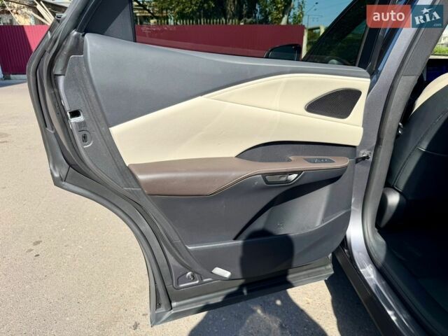 Сірий Лексус РХ, об'ємом двигуна 2.4 л та пробігом 44 тис. км за 47800 $, фото 9 на Automoto.ua