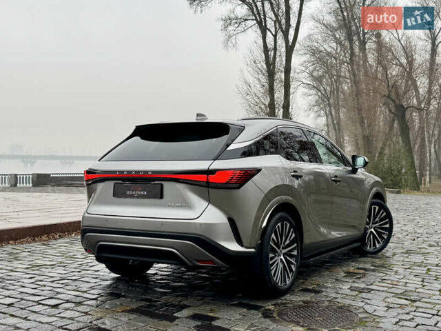 Серый Лексус РХ, объемом двигателя 2.39 л и пробегом 40 тыс. км за 63999 $, фото 74 на Automoto.ua
