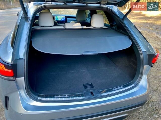 Серый Лексус РХ, объемом двигателя 2.5 л и пробегом 33 тыс. км за 63500 $, фото 55 на Automoto.ua
