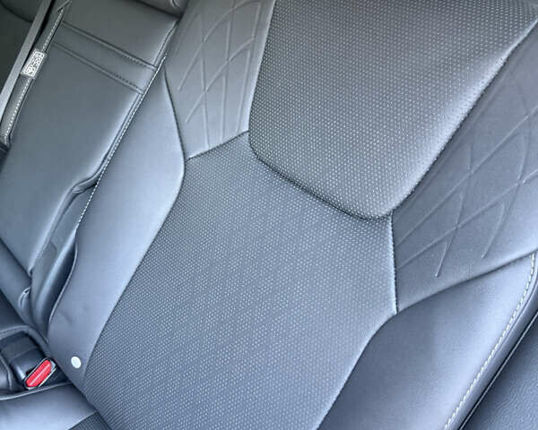 Сірий Лексус РХ, об'ємом двигуна 2.4 л та пробігом 50 тис. км за 55500 $, фото 26 на Automoto.ua