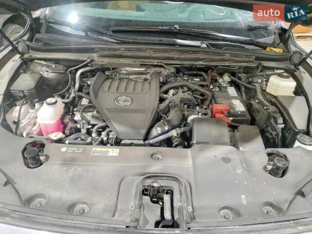 Сірий Лексус РХ, об'ємом двигуна 2.4 л та пробігом 33 тис. км за 22000 $, фото 10 на Automoto.ua