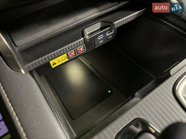 Серый Лексус РХ, объемом двигателя 2.39 л и пробегом 45 тыс. км за 64990 $, фото 48 на Automoto.ua