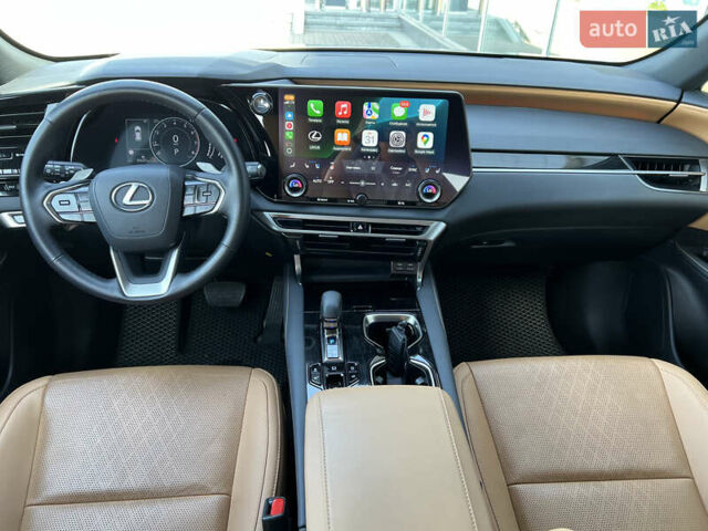 Сірий Лексус РХ, об'ємом двигуна 2.39 л та пробігом 20 тис. км за 70500 $, фото 35 на Automoto.ua