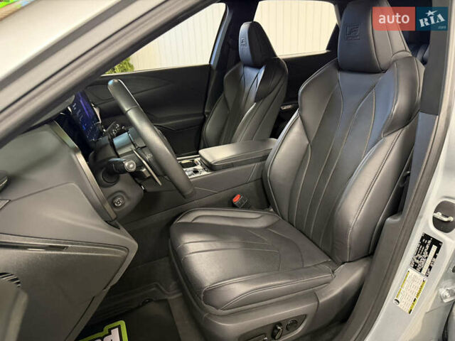 Серый Лексус РХ, объемом двигателя 2.39 л и пробегом 45 тыс. км за 64990 $, фото 36 на Automoto.ua
