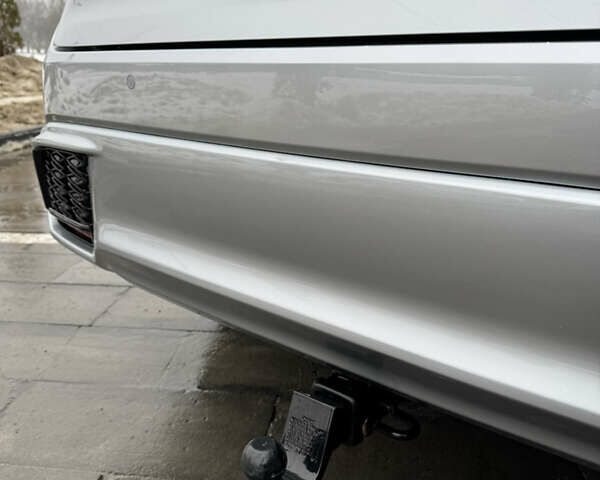 Сірий Лексус РХ, об'ємом двигуна 2.4 л та пробігом 22 тис. км за 65000 $, фото 38 на Automoto.ua