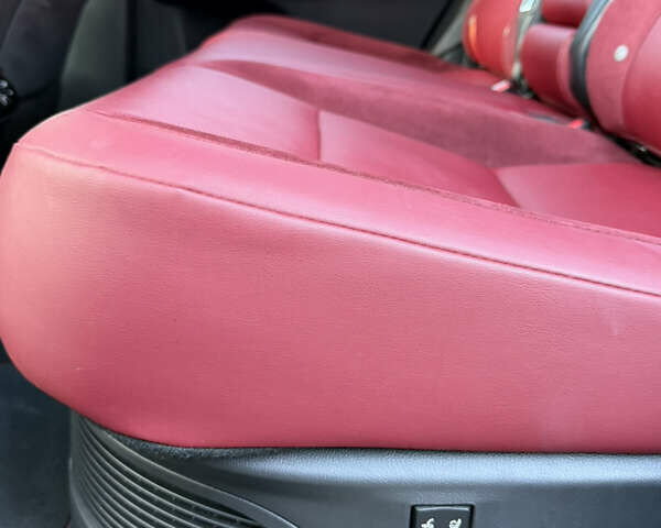 Серый Лексус РХ, объемом двигателя 2.4 л и пробегом 27 тыс. км за 74500 $, фото 15 на Automoto.ua