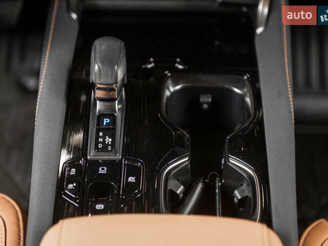 Серый Лексус РХ, объемом двигателя 2.5 л и пробегом 50 тыс. км за 75900 $, фото 58 на Automoto.ua