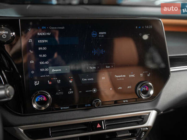 Серый Лексус РХ, объемом двигателя 2.5 л и пробегом 50 тыс. км за 75900 $, фото 46 на Automoto.ua