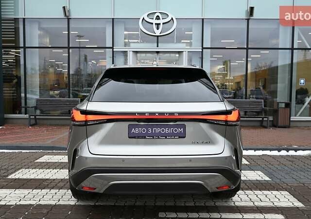 Серый Лексус РХ, объемом двигателя 2.4 л и пробегом 18 тыс. км за 64769 $, фото 3 на Automoto.ua