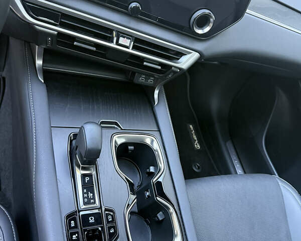 Сірий Лексус РХ, об'ємом двигуна 2.4 л та пробігом 50 тис. км за 55500 $, фото 12 на Automoto.ua