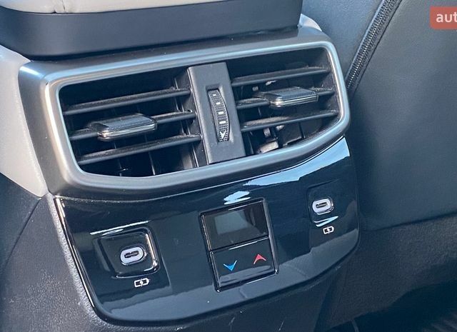 Серый Лексус РХ, объемом двигателя 2.5 л и пробегом 33 тыс. км за 63500 $, фото 40 на Automoto.ua