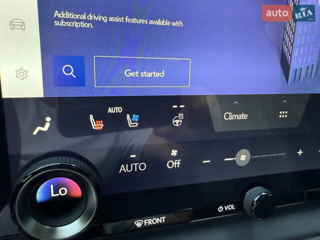 Лексус РХ 2023 в Днепре (Днепропетровске) на Automoto.ua Серый Лексус РХ, объемом двигателя 2.4 л и пробегом 50 тыс. км за 56000 $, фото 3 на Automoto.ua