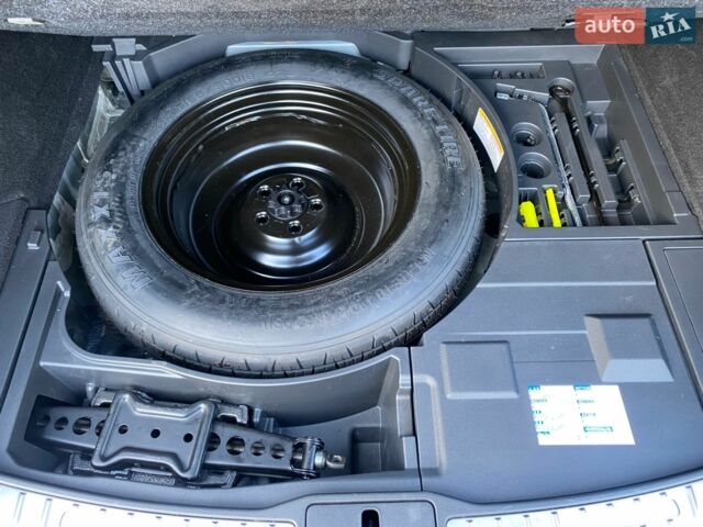 Сірий Лексус РХ, об'ємом двигуна 2.5 л та пробігом 33 тис. км за 59500 $, фото 51 на Automoto.ua