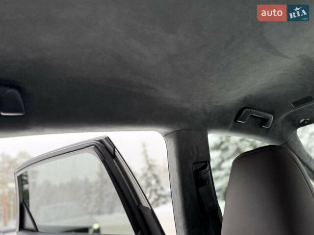 Серый Лексус РХ, объемом двигателя 2.39 л и пробегом 51 тыс. км за 59999 $, фото 14 на Automoto.ua