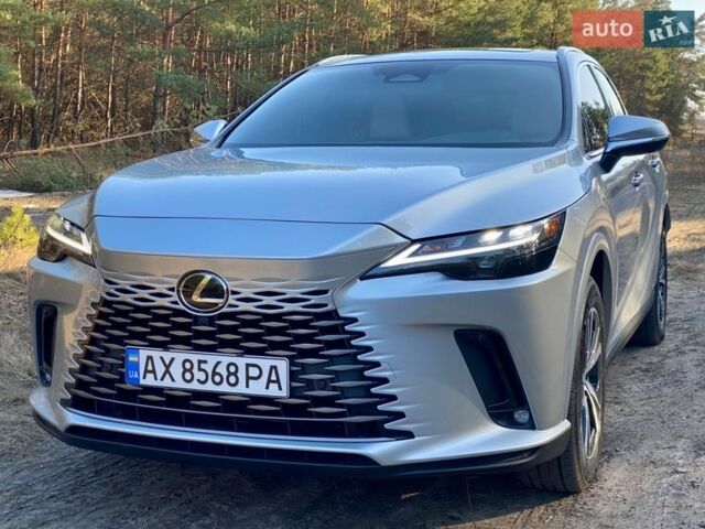 Серый Лексус РХ, объемом двигателя 2.5 л и пробегом 33 тыс. км за 63500 $, фото 2 на Automoto.ua