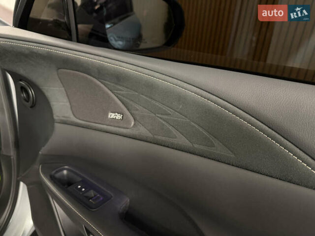 Серый Лексус РХ, объемом двигателя 2.39 л и пробегом 45 тыс. км за 64990 $, фото 45 на Automoto.ua