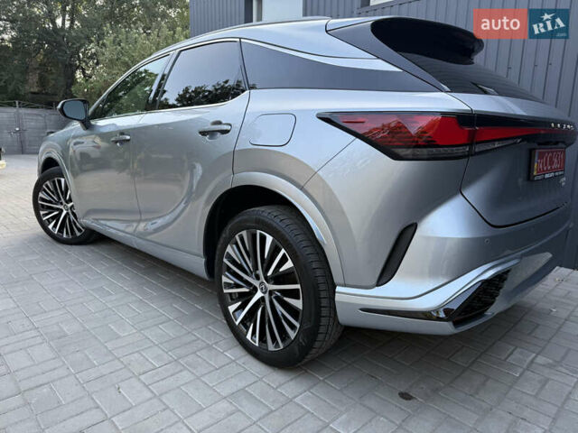 Сірий Лексус РХ, об'ємом двигуна 2.4 л та пробігом 50 тис. км за 55500 $, фото 1 на Automoto.ua