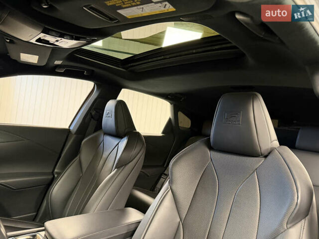 Серый Лексус РХ, объемом двигателя 2.39 л и пробегом 45 тыс. км за 64990 $, фото 39 на Automoto.ua