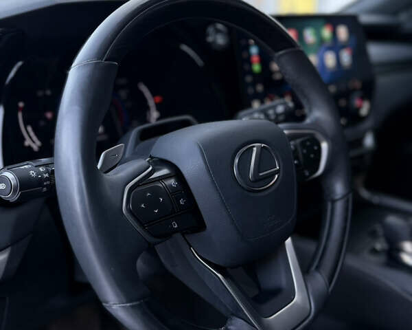 Серый Лексус РХ, объемом двигателя 2.39 л и пробегом 29 тыс. км за 59900 $, фото 10 на Automoto.ua