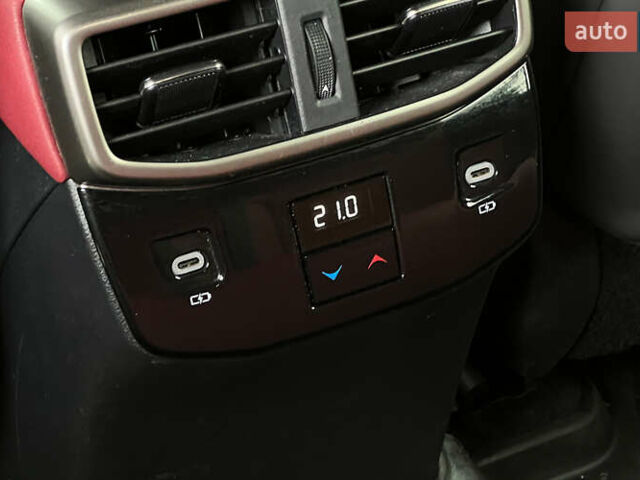 Серый Лексус РХ, объемом двигателя 2.39 л и пробегом 38 тыс. км за 55900 $, фото 20 на Automoto.ua