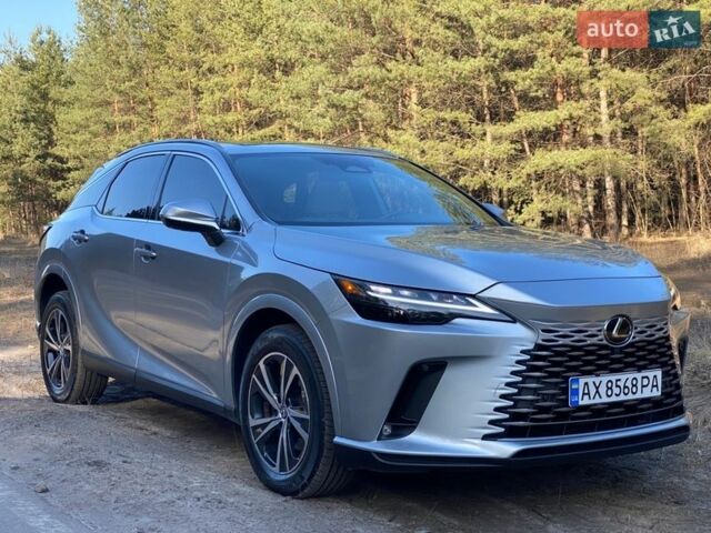 Серый Лексус РХ, объемом двигателя 2.5 л и пробегом 33 тыс. км за 63500 $, фото 4 на Automoto.ua