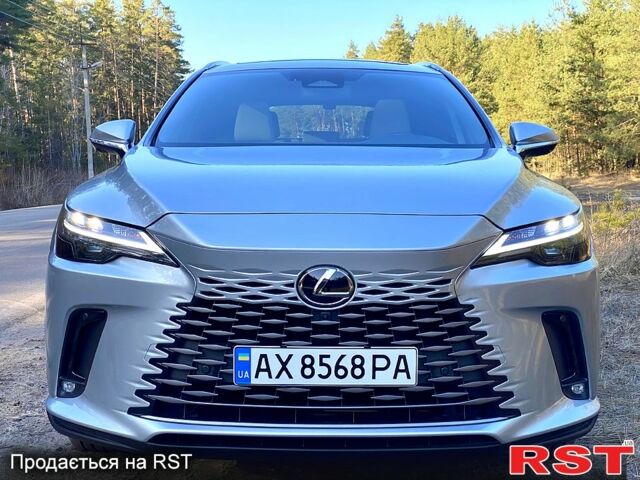 Серый Лексус РХ, объемом двигателя 2.5 л и пробегом 33 тыс. км за 63500 $, фото 2 на Automoto.ua