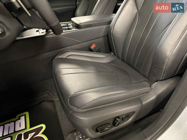 Серый Лексус РХ, объемом двигателя 2.39 л и пробегом 45 тыс. км за 64990 $, фото 37 на Automoto.ua