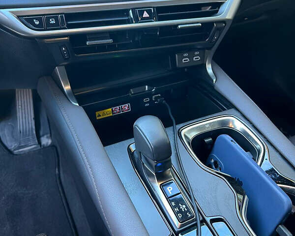 Сірий Лексус РХ, об'ємом двигуна 2.49 л та пробігом 59 тис. км за 63000 $, фото 16 на Automoto.ua