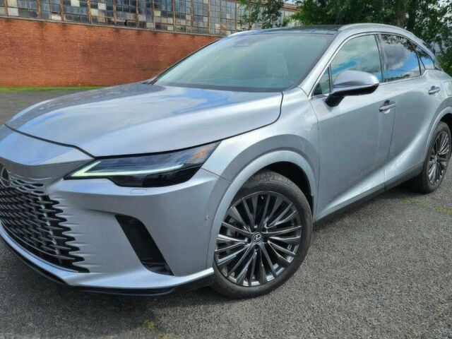 Сірий Лексус РХ, об'ємом двигуна 2.4 л та пробігом 16 тис. км за 35000 $, фото 2 на Automoto.ua