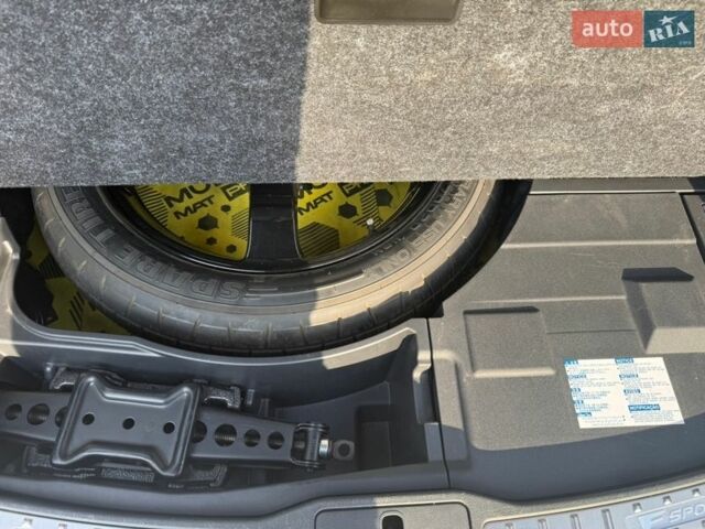 Сірий Лексус РХ, об'ємом двигуна 2.39 л та пробігом 50 тис. км за 76500 $, фото 28 на Automoto.ua