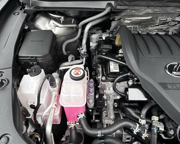 Серый Лексус РХ, объемом двигателя 2.39 л и пробегом 40 тыс. км за 63999 $, фото 90 на Automoto.ua