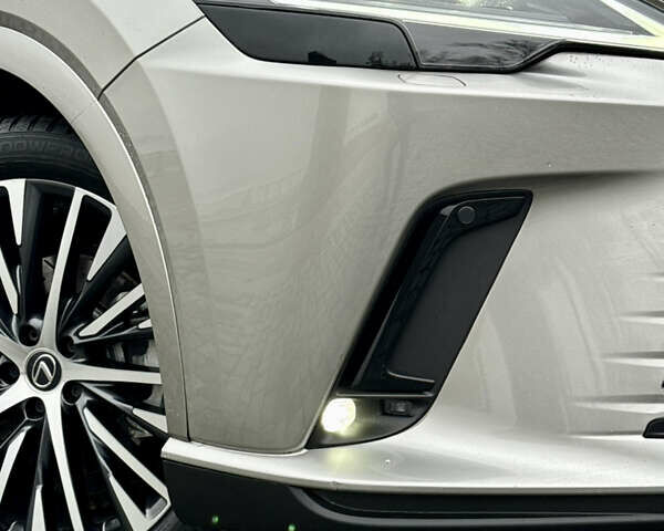 Серый Лексус РХ, объемом двигателя 2.39 л и пробегом 40 тыс. км за 63999 $, фото 144 на Automoto.ua