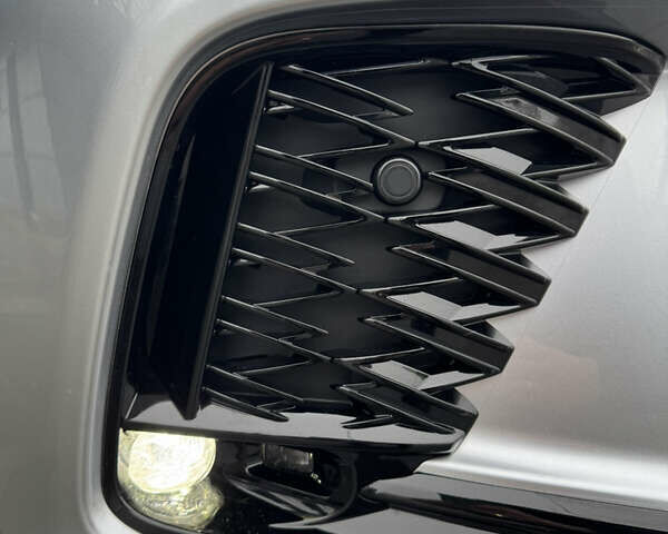 Сірий Лексус РХ, об'ємом двигуна 2.4 л та пробігом 22 тис. км за 65000 $, фото 4 на Automoto.ua