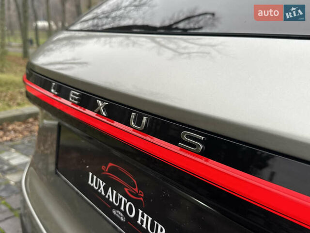 Серый Лексус РХ, объемом двигателя 2.39 л и пробегом 40 тыс. км за 63999 $, фото 126 на Automoto.ua