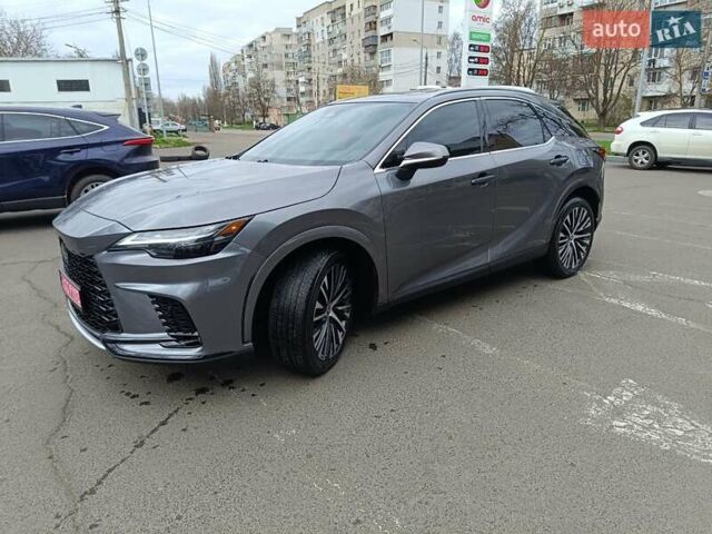 Серый Лексус РХ, объемом двигателя 2.5 л и пробегом 40 тыс. км за 64500 $, фото 3 на Automoto.ua