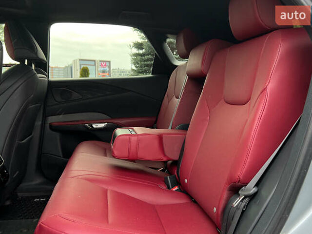 Серый Лексус РХ, объемом двигателя 2.39 л и пробегом 38 тыс. км за 55900 $, фото 24 на Automoto.ua