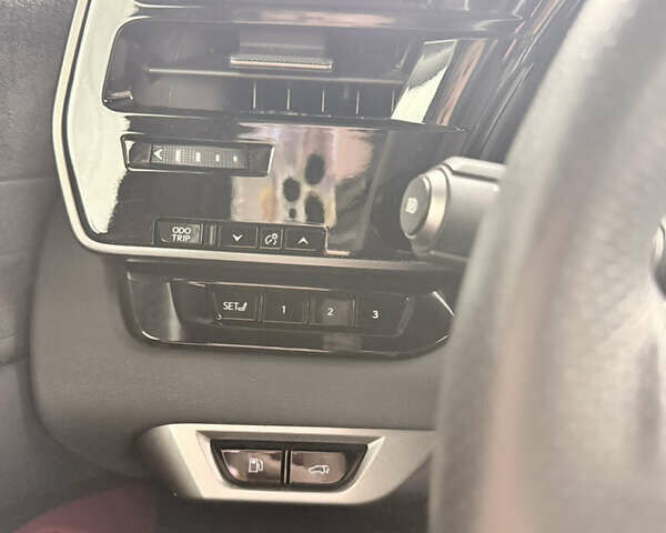 Сірий Лексус РХ, об'ємом двигуна 2.39 л та пробігом 39 тис. км за 56500 $, фото 16 на Automoto.ua